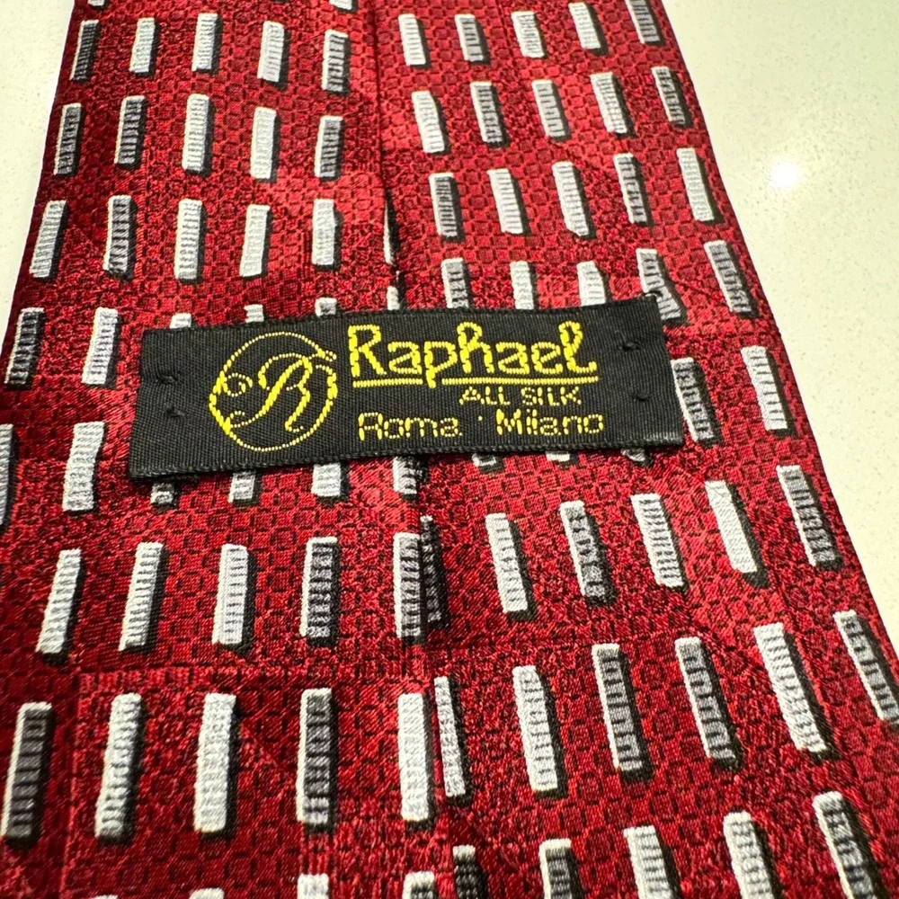 Raphael Silk Tie Mens Red Geometric Bar Pattern Made in USA Roma Milano